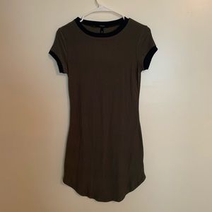 NWT FOREVER 21 - Olive Green T Shirt Dress Size M